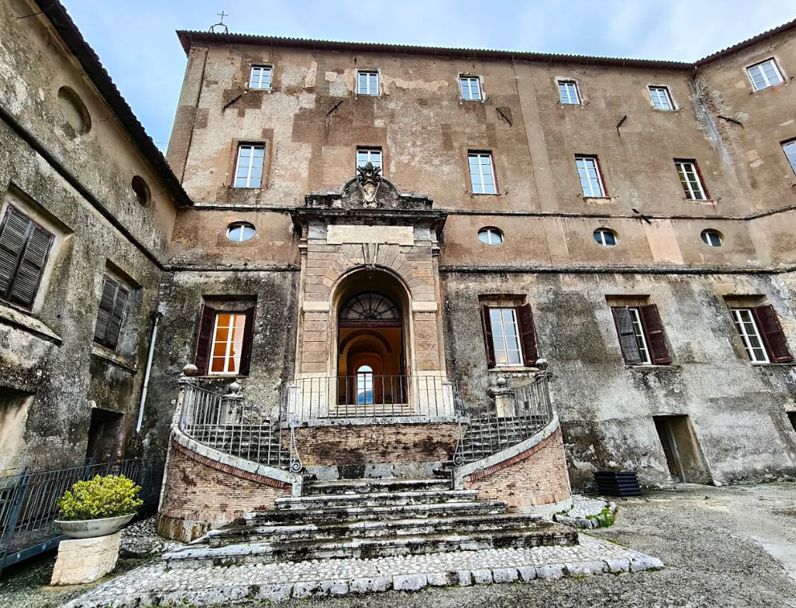 Rocca Abbaziale, Italy